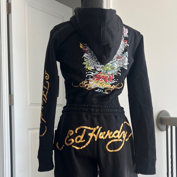 Ed Hardy Black and Gold Graphic Zip-Up and Sweatpants (Complete Outfit) - Picture 5 of 7
